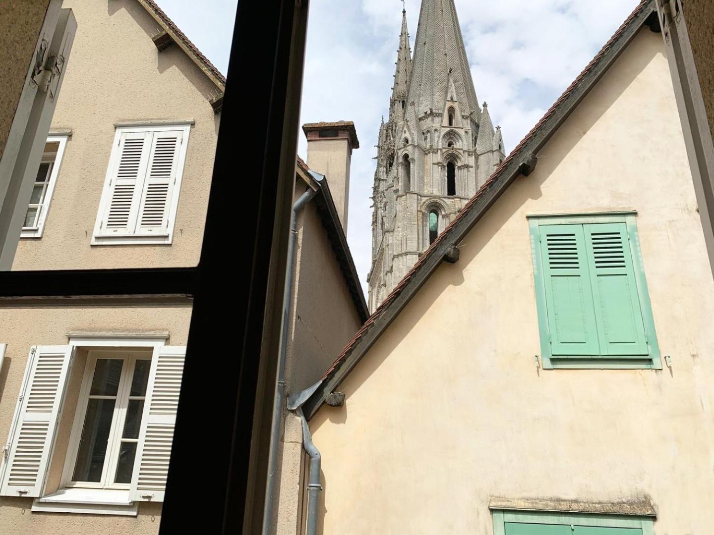 Le Clocher- Appartement Dans Le Coeur De Ville 沙特尔 外观 照片